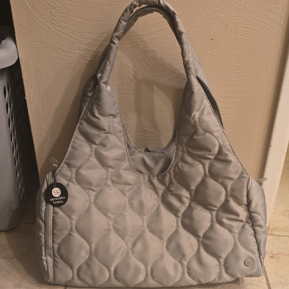 Elegant Gray Quilted Shoulder Bag